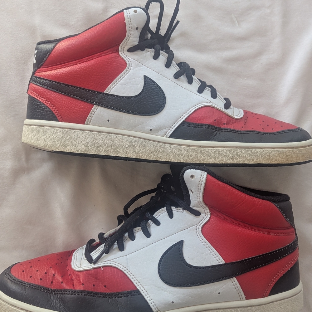 Nike Court Vision Mid NBA Red Black White Bulls DM1186-600 Men's Sz 9